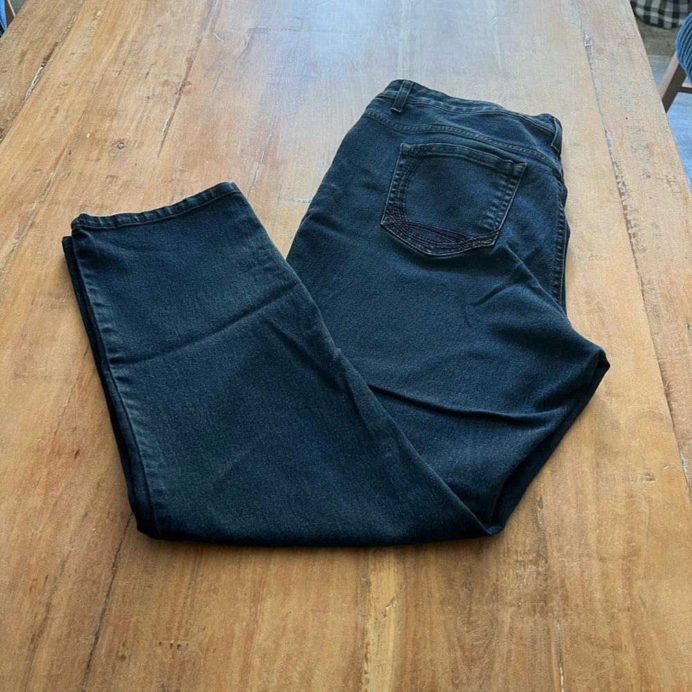 Gloria Vanderbilt size 16W Jeans